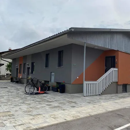 Drevi Apartment *